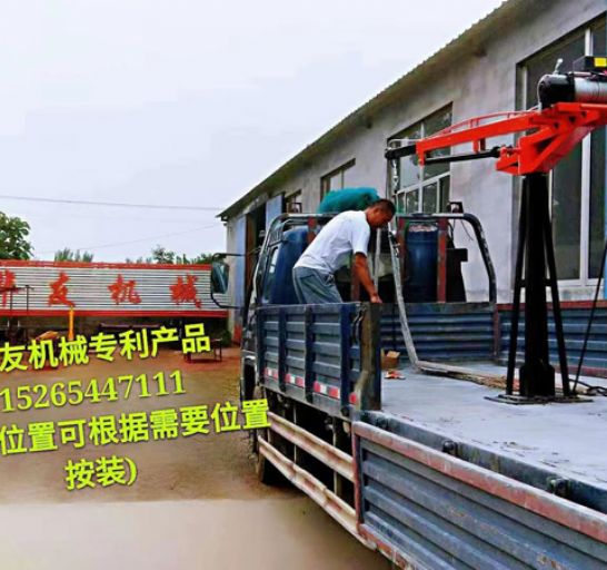 點(diǎn)擊查看詳細(xì)信息<br>標(biāo)題：車(chē)載小吊機(jī)  液壓小吊機(jī) 閱讀次數(shù)：1676